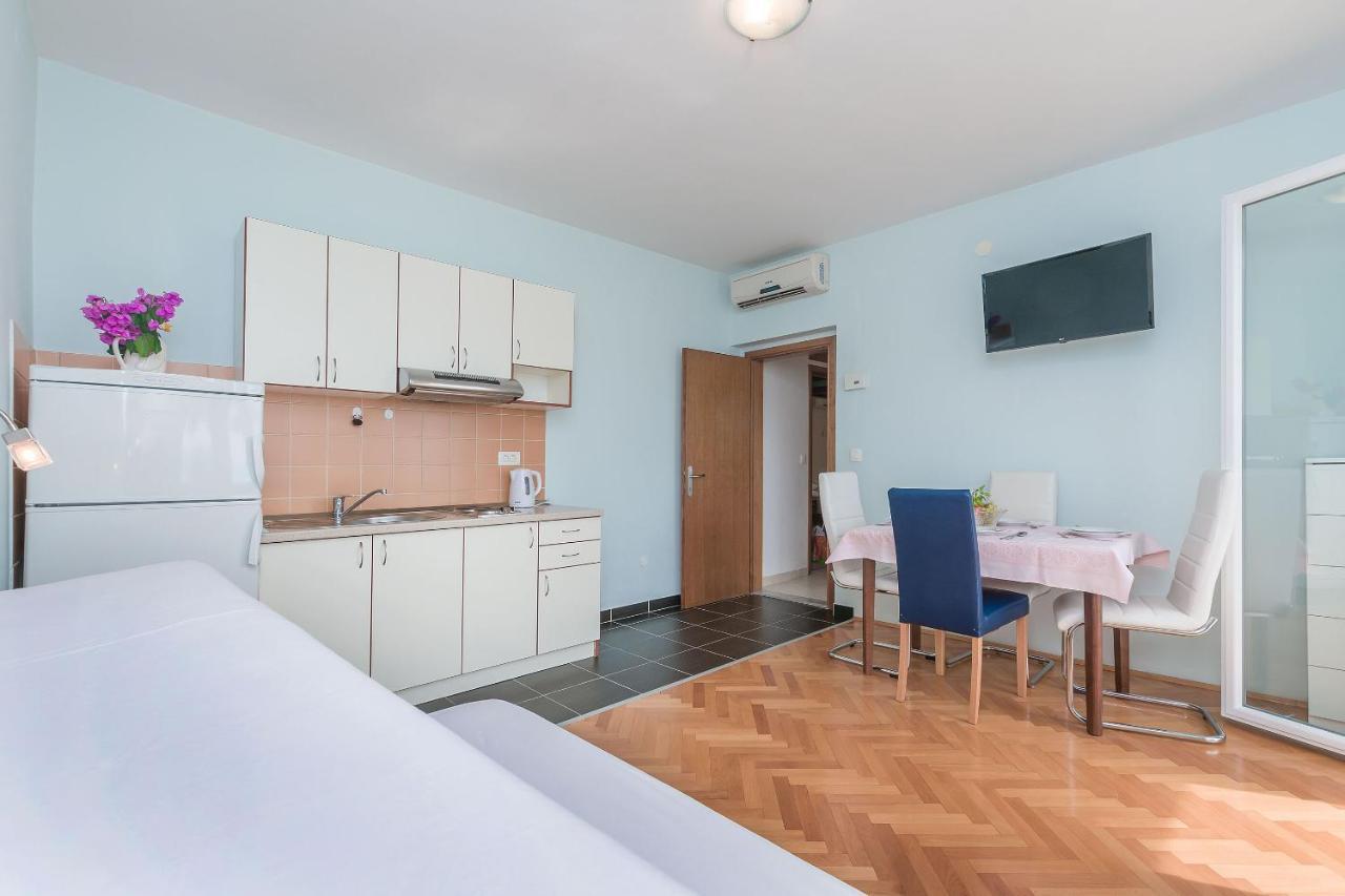 Apartments Marija Duce Bagian luar foto